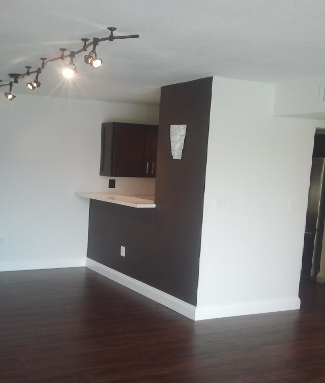 8145 NW 7 St Unit #403, Miami, FL 33126 