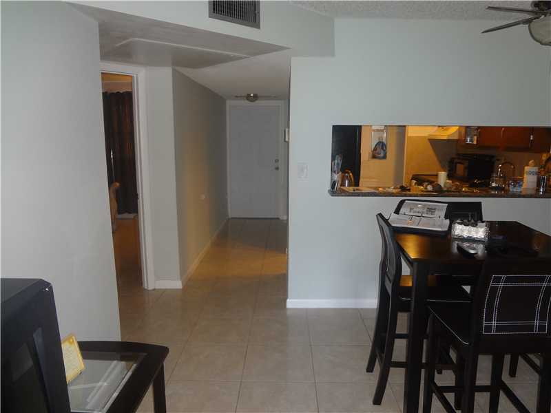 8010 COLONY CR # 106-4, Tamarac, Florida 33321 