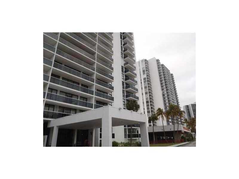3625 N Country Club Dr # PH10, Aventura, Florida 33180 