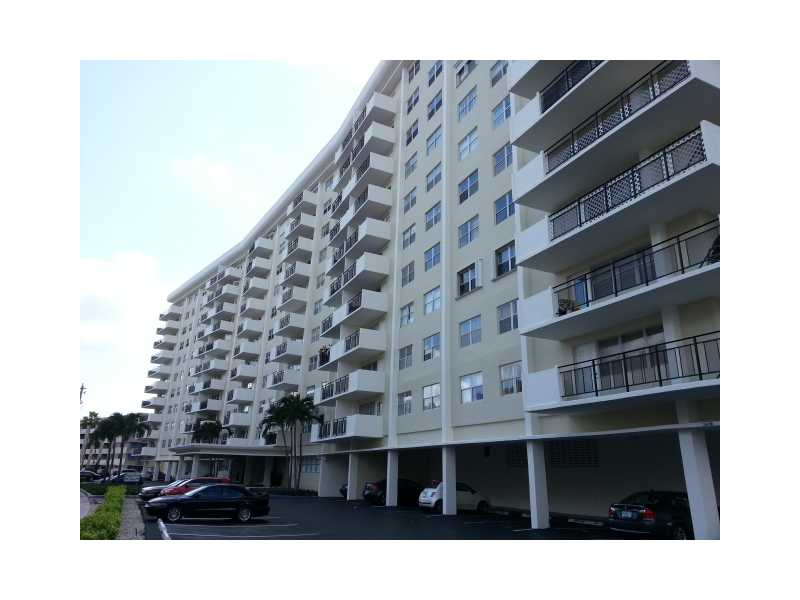 401 Golden Isles Dr # 914, Hallandale, Florida 33009 