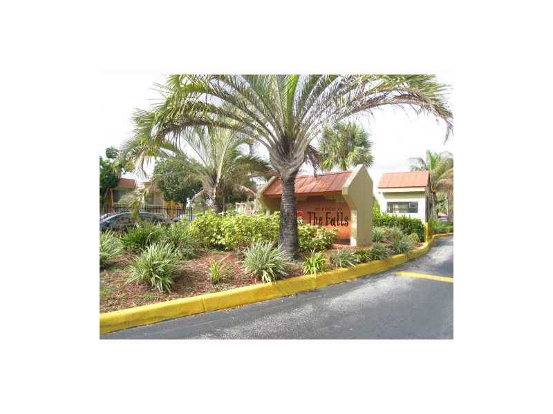 13860 SW 90 AV # 202-KK, Miami, Florida 33176 