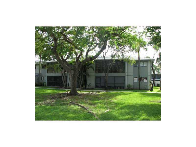 9719 HAMMOCKS BL # 105, Miami, Florida 33196 