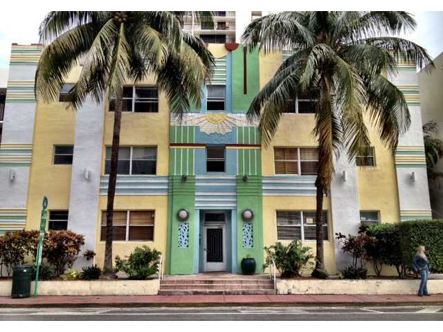 2615 Collins Apt 34  Avenue, Miami Beach, FL 33140 