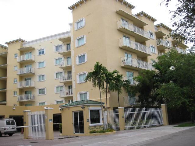 2475 Nw 16st Rd 203, Miami, FL 33125 