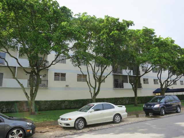 8950 Ne 8th Avenue Apt 404, Miami, FL 33138 