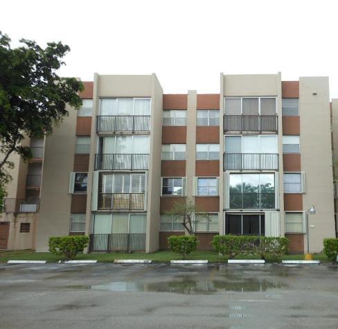 9401 SW 4th Street Unit 206, Miami, FL 33174 