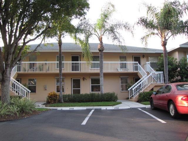 1025 Mainsail Dr Unit 202, Naples, FL 34114 