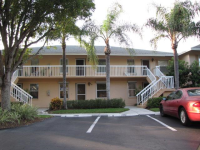 1025 Mainsail Dr Unit 202, Naples, FL 34114 