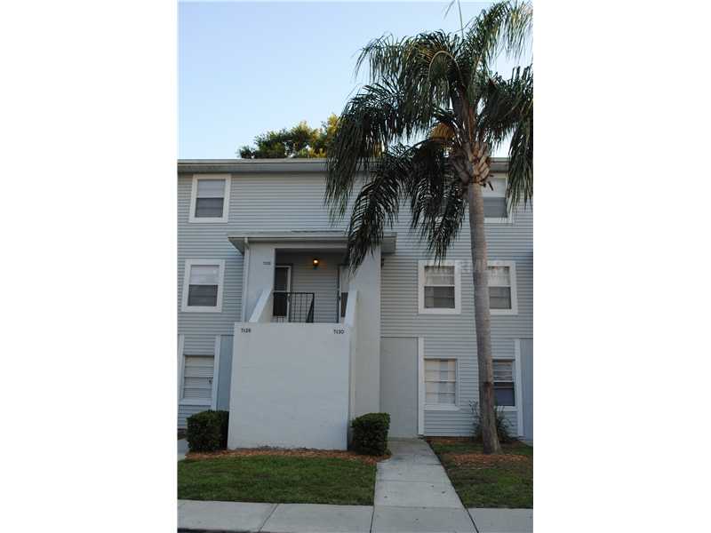7130 WATERSIDE DR, Tampa, FL 33617 