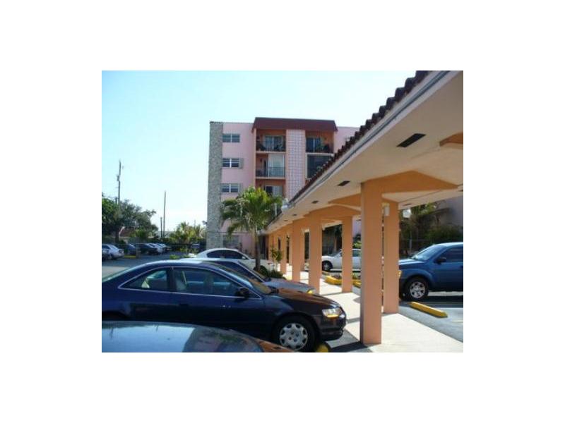 3640 NW 9 ST # 406, Miami, Florida 33125 