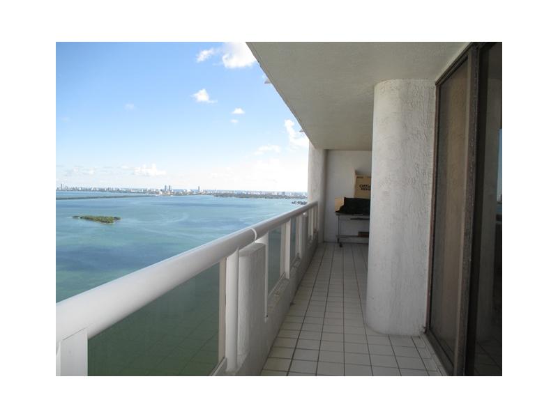 1717 N Bayshore Dr # B-4151, Miami, Florida 33132 
