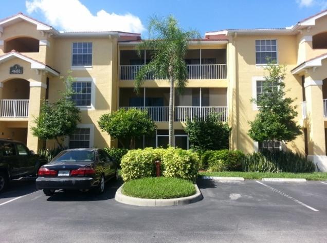 4680 St Croix Ln 511, Naples, FL 34109 