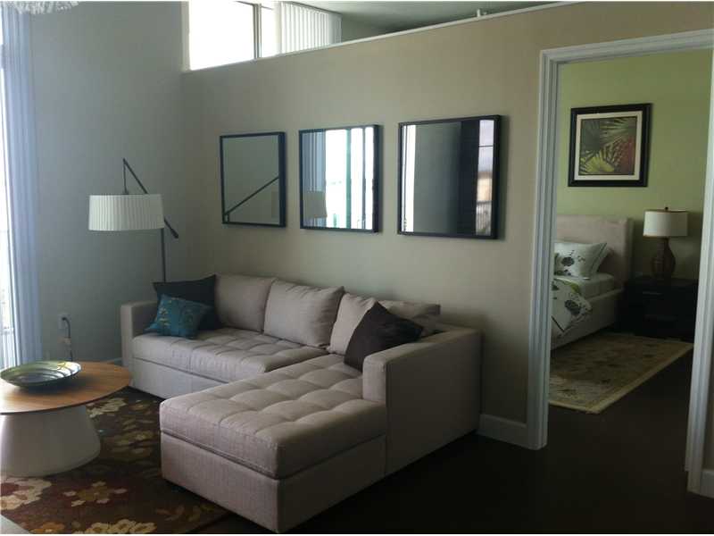 2100 VAN BUREN ST # 421, Hollywood, Florida 33020 