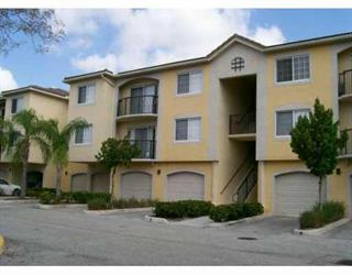 900 Crestwood Ct South, Royal Palm Beach, FL 33411 