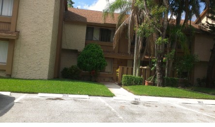 192 Wimbledon Lake Drive # 12-72, Plantation, FL 33324 