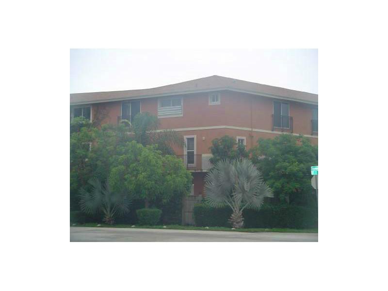 240 SW 15 RD # 105, Miami, Florida 33131 