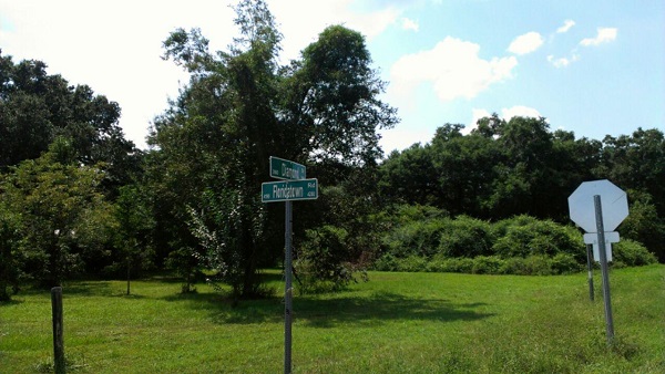 000 Railroad St, Pace, FL 32571 