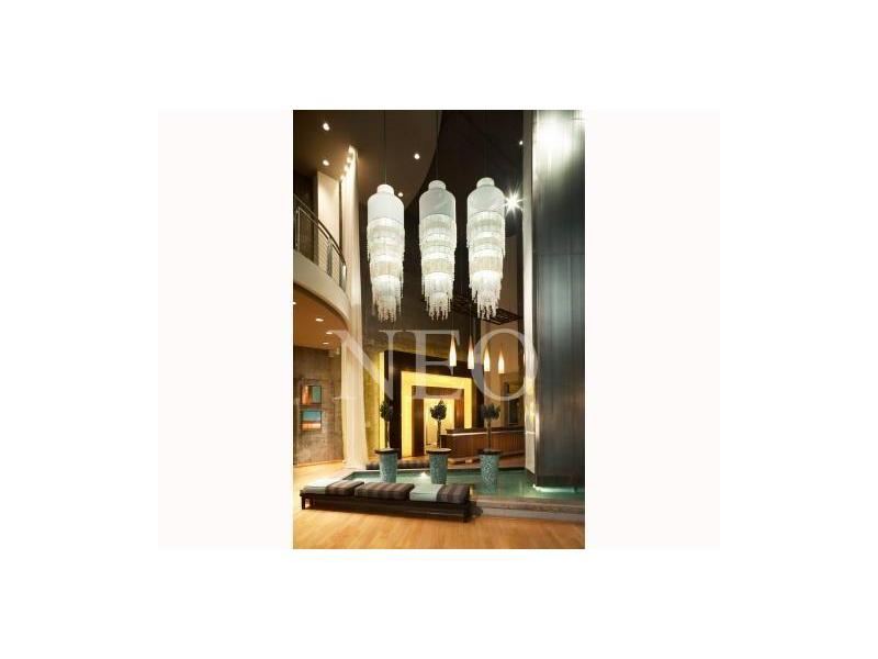 690 SW 1 CT # 2914, Miami, Florida 33130 