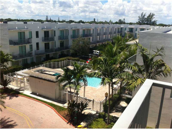 2100 Van Buren St # 503, Hollywood, Florida 33020 