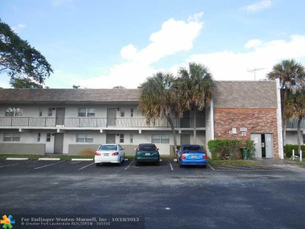 7825 Fairview Dr # 105, Tamarac, Florida 33321 