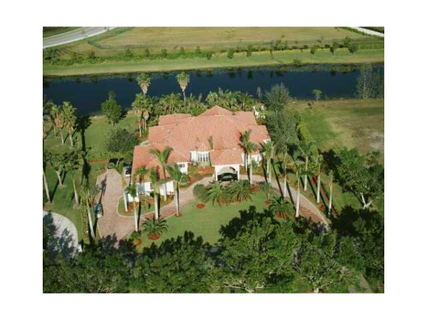 3844 Pine Lake Dr, Weston, Florida 33332 