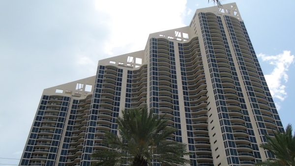 17555 Collins Ave Apt 2303, Sunny Isles Beach, FL 33160 