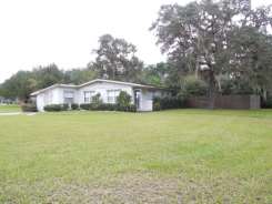 102 Belmont Drive, Palatka, FL 32177 
