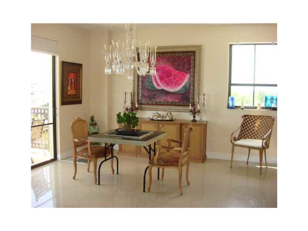 8395 SW 73 AV # 412, Miami, Florida 33143 