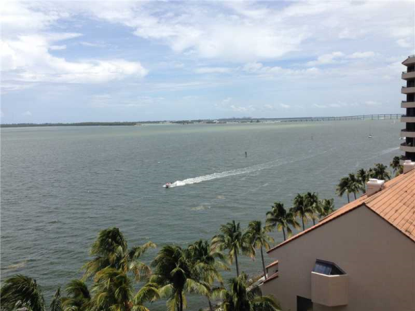 540 BRICKELL KEY DR # 925, Miami, Florida 33131 