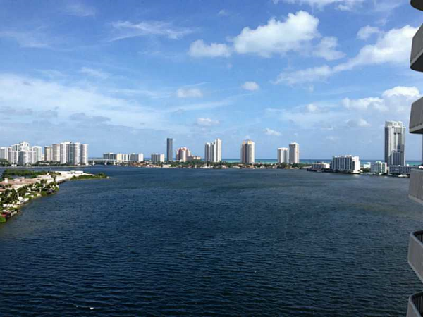 2800 ISLAND BL # 1205, Aventura, Florida 33160 