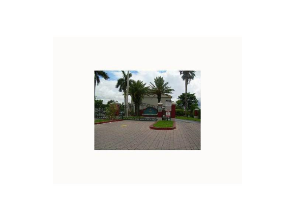 8370 NW 10 ST # 13A, Miami, Florida 33126 