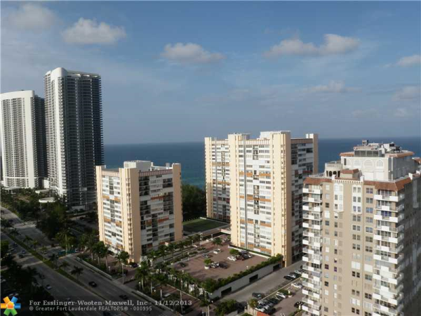 1945 S Ocean Dr # 2212, Hallandale, Florida 33009 
