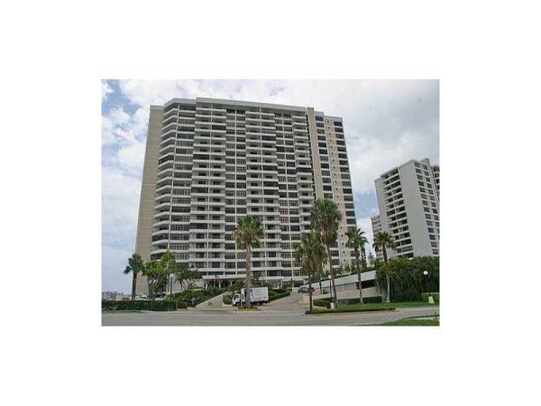 2500 Parkview Dr # 1507, Hallandale, Florida 33009 