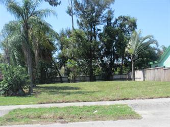 8104 Sw 20th Street, North Lauderdale, FL 33068 