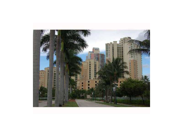 3330 NE 190 ST # PH12, Aventura, Florida 33180 