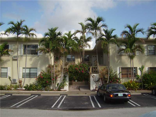 343 PALM ST # 7, Hollywood, Florida 33019 