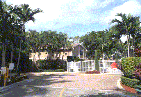 80 Ivy Rd, Hollywood, FL 33021 