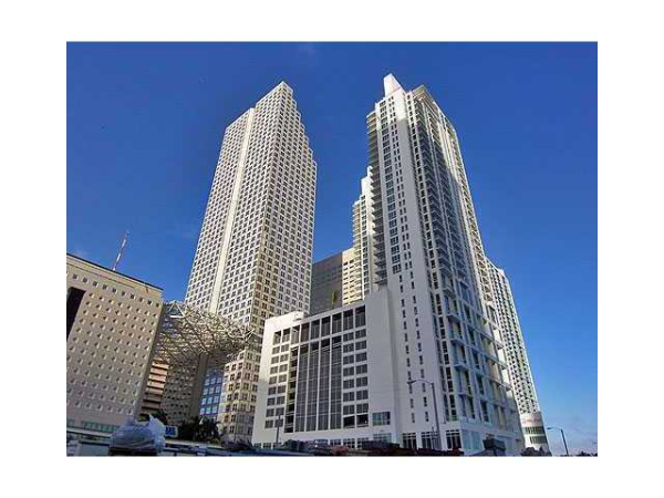 300 S BISCAYNE BL # L-424, Miami, Florida 33131 