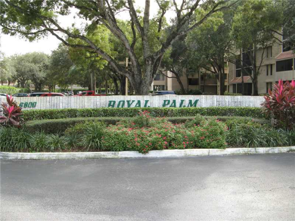 6800 Cypress Rd # 212, Plantation, Florida 33317 