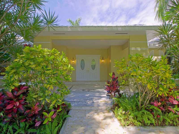 5841 SW 132 TE, Pinecrest, Florida 33156 