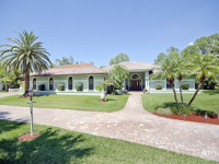 4961 Tamarind Ridge DR, Naples, FL 34119 