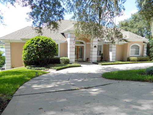 2720 East Crooked lake Dr, Eustis, FL 32726 