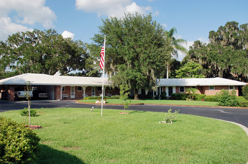 1107 Peninsular Dr, Haines City, FL 33844 