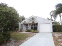 9007 Carma Dr, Boynton Beach, FL 33472 