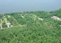 101 Beecher Point Dr, Welaka, FL 32193 