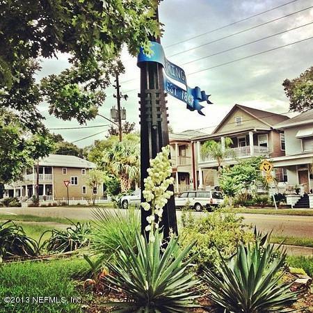 1327 Liberty St N, Jacksonville, FL 32206 