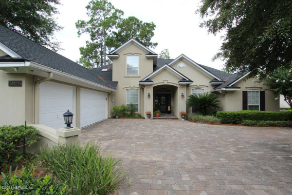 3928 Charter House Dr, Jacksonville, FL 32224 