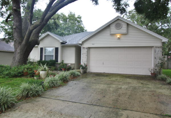 7811 Enderby Ave E, Jacksonville, FL 32244 