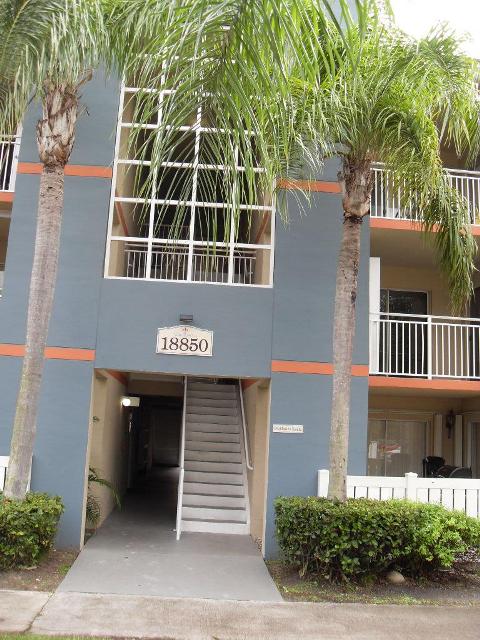 18850 NW 57th Avenue Unit 207, Hialeah, FL 33015 