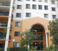 9300 Fontainebleau#E-311, Miami, FL 33172 